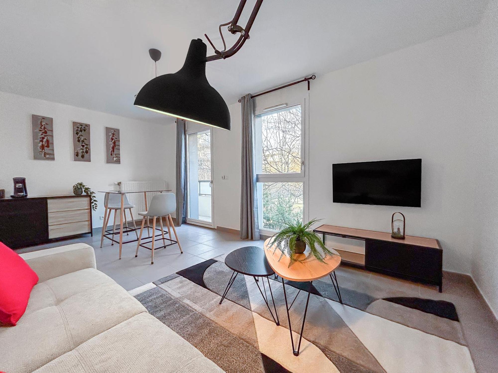 Appartement Lumineux Avec Balcon